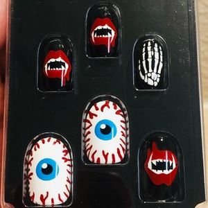 New Sinfulcolors Claws Pro Nail Art Bad to th Bone